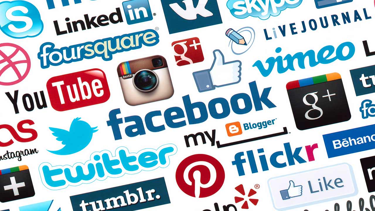 Giải pháp nào để nâng cao sức đề kháng trước các quan điểm sai trái, thù địch trên mạng internet hiện nay