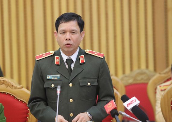 Xác định “sếp’ cảnh sát giao thông Đồng Nai có “bảo kê” xe quá tải