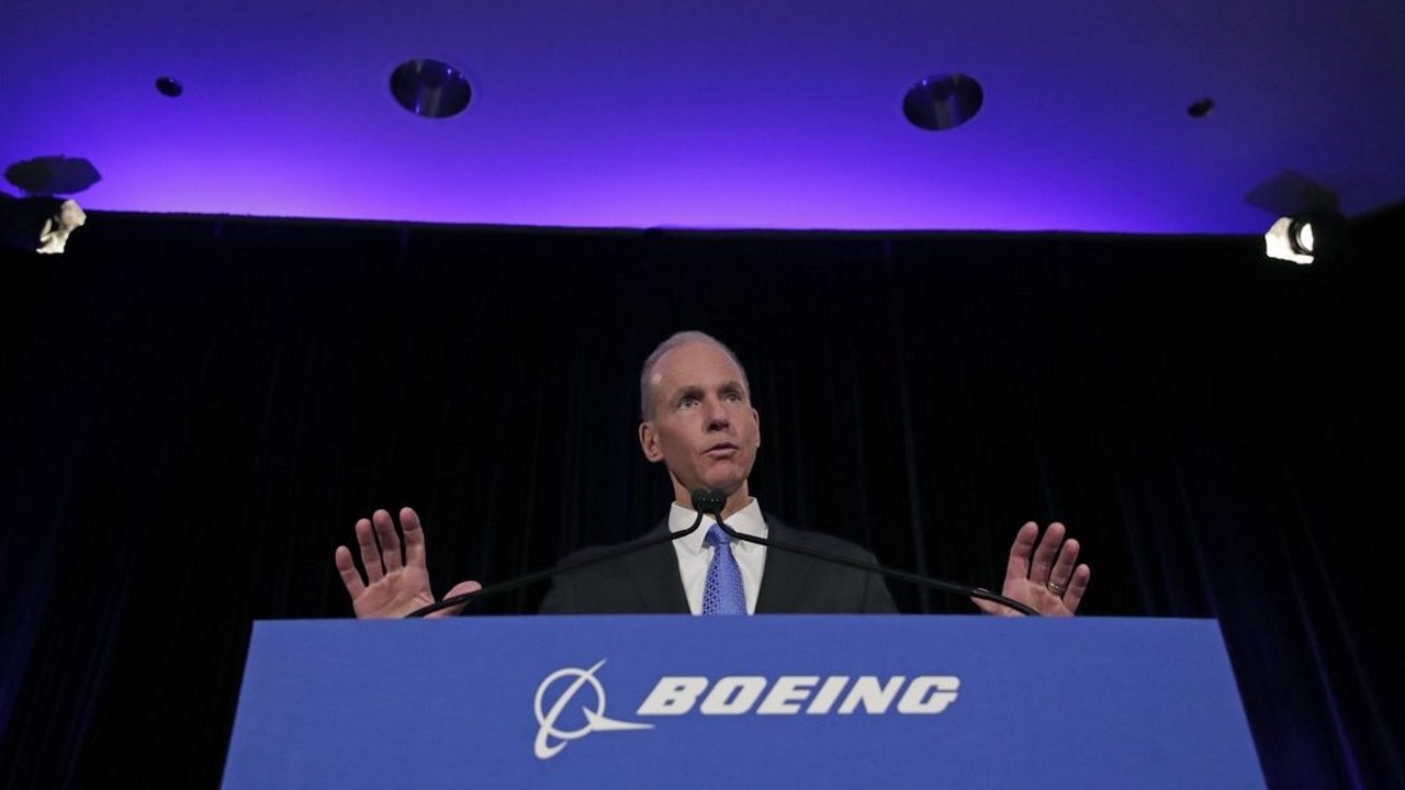 Cựu CEO của Boeing có thể nhận 60 triệu USD sau khi rời công ty