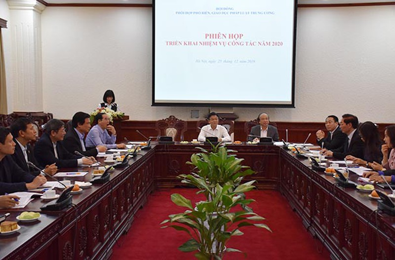 Đề cao hơn sự chủ động tìm hiểu pháp luật của người dân