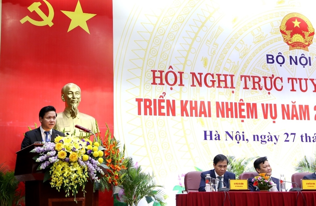 Giải quyết cán bộ dôi dư sau sắp xếp thế nào
