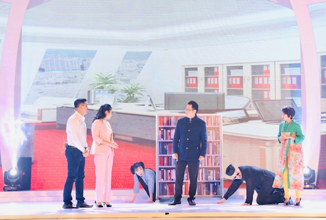 Thi đua thực hiện văn hóa công sở