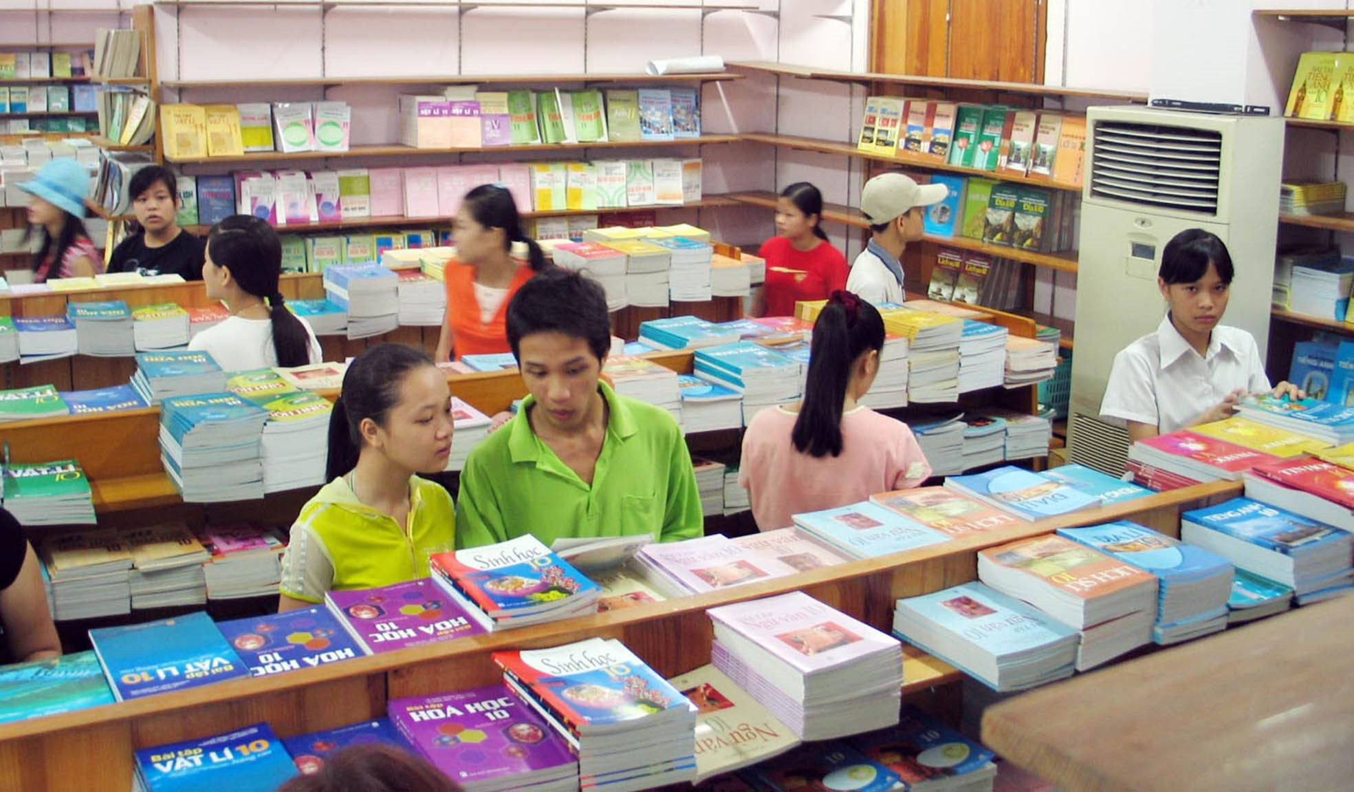 Công bố giá sách giáo khoa lớp 1 trước 15 2 2020