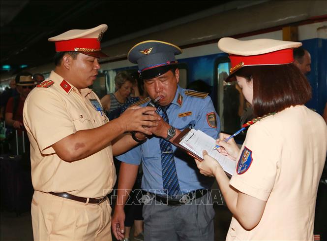 Tăng mức xử phạt vi phạm giao thông