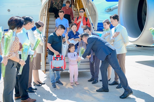 Hành khách hàng không đón nhận nhiều tri ân từ các Hãng hàng không Việt Nam
