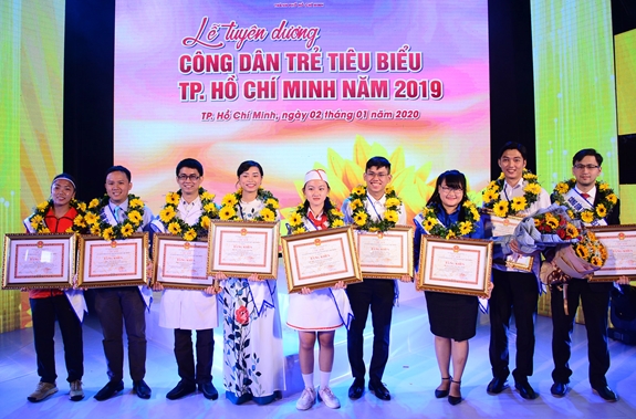 TP Hồ Chí Minh tuyên dương 12 Công dân trẻ tiêu biểu