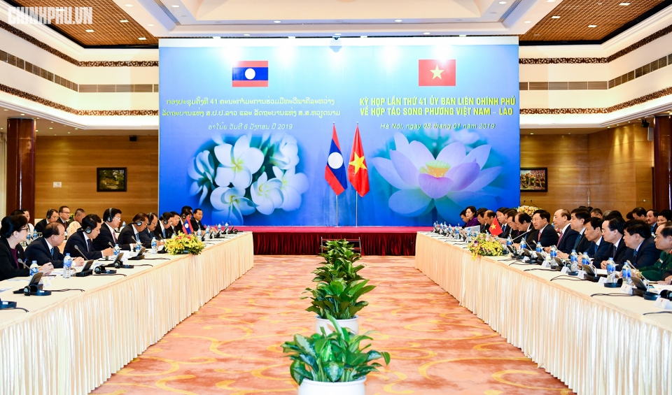 Đưa quan hệ đoàn kết đặc biệt và hợp tác toàn diện Việt Nam - Lào lên tầm cao mới