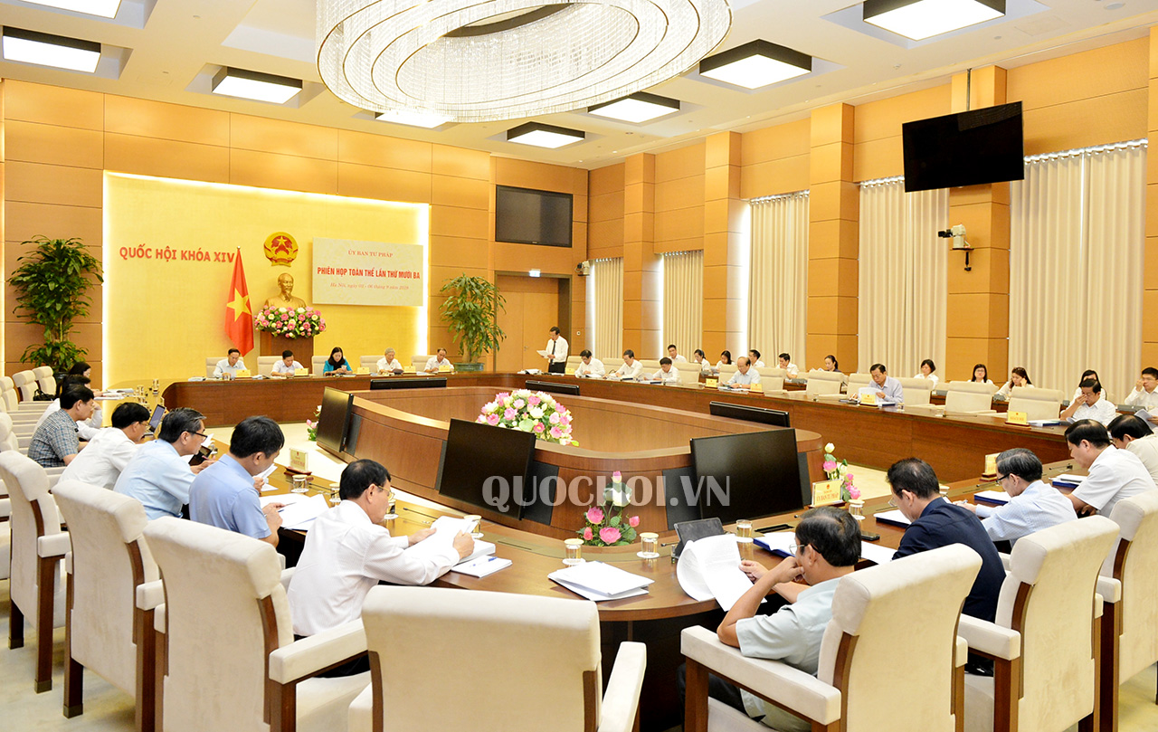 Phiên họp toàn thể lần thứ 25 Ủy ban Pháp luật của Quốc hội