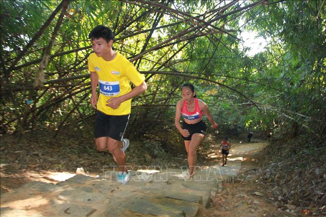 “Chinh phục đỉnh cao Bà Rá” lần thứ 26