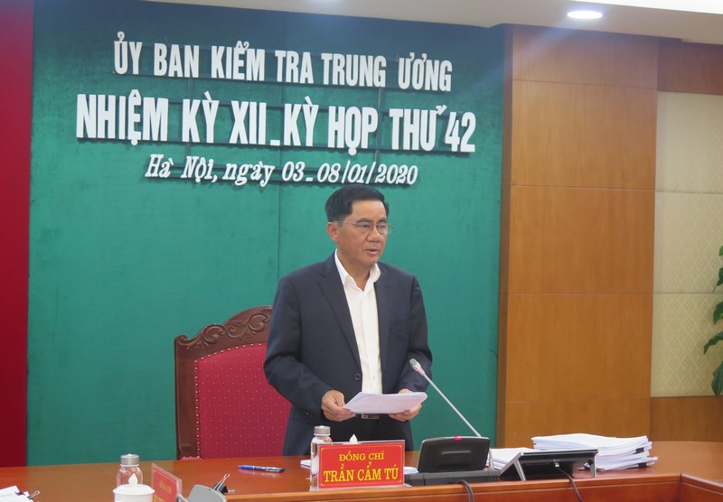 Khai trừ Đảng đối với một số đảng viên vi phạm trong vụ Gang thép Thái Nguyên