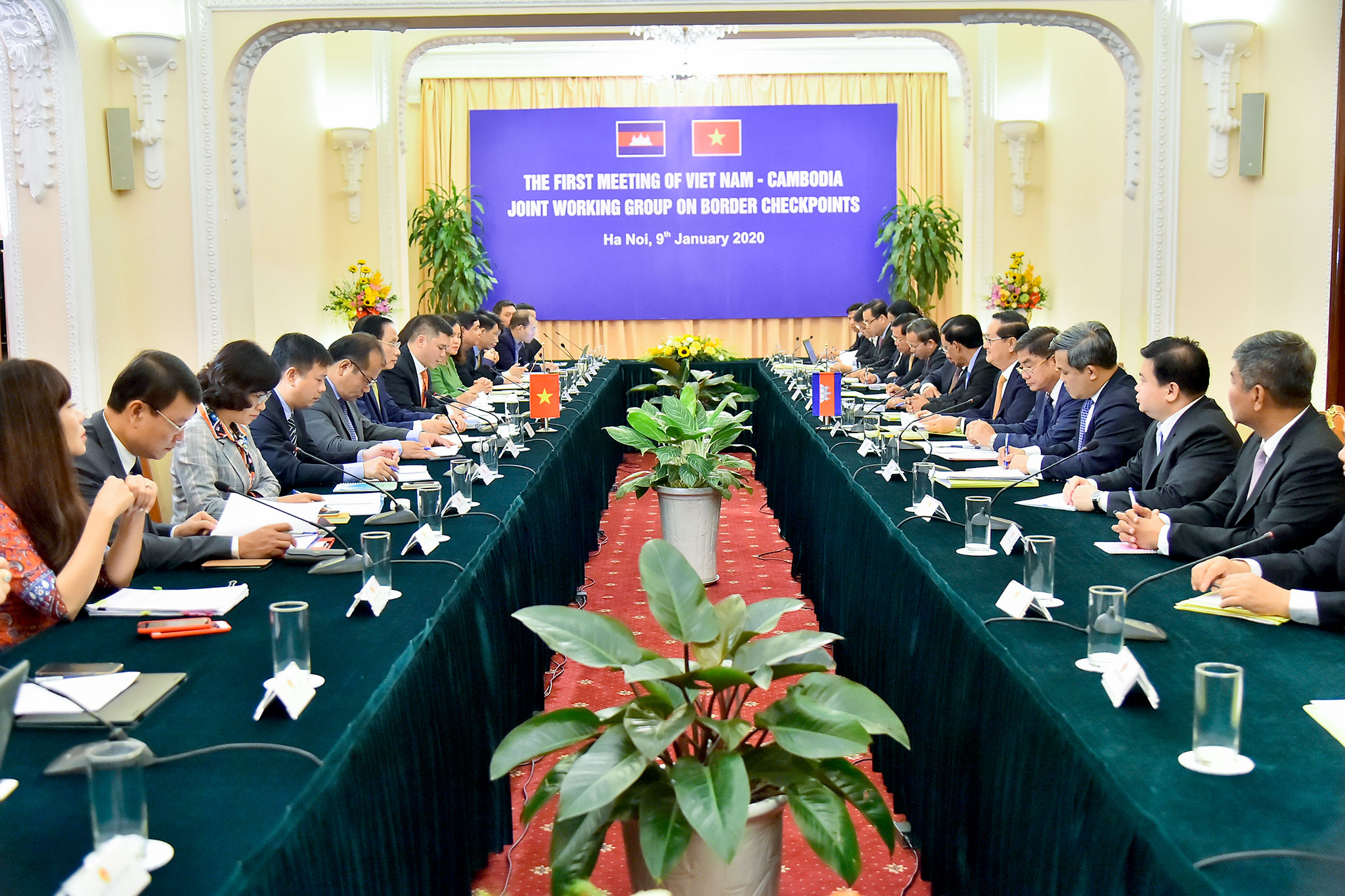 Cuộc họp vòng I Nhóm công tác hỗn hợp về cửa khẩu biên giới trên đất liền Viêt Nam - Campuchia