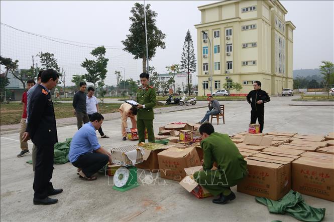 Yên Bái Bắt giữ vụ vận chuyển trái phép gần 1,1 tấn pháo nổ