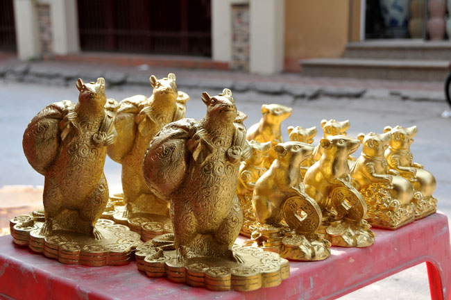 Chuột vàng đón Tết