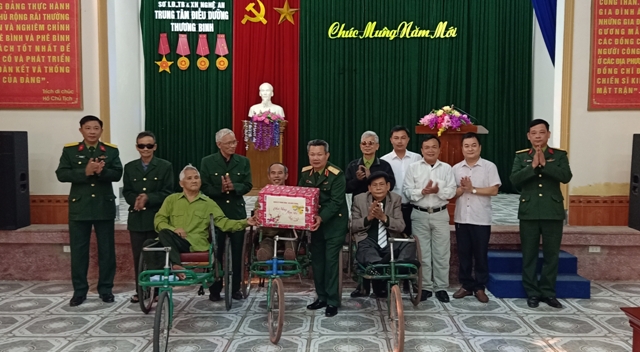 Đồng hành cùng thương binh