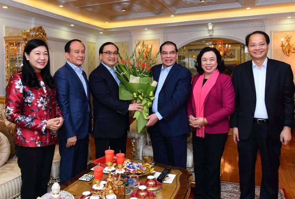 Lãnh đạo thành phố Hà Nội chúc Tết các đồng chí nguyên lãnh đạo Đảng, Nhà nước