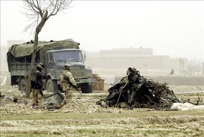 Rơi máy bay có thể chở nhiều người tại miền Đông Afghanistan