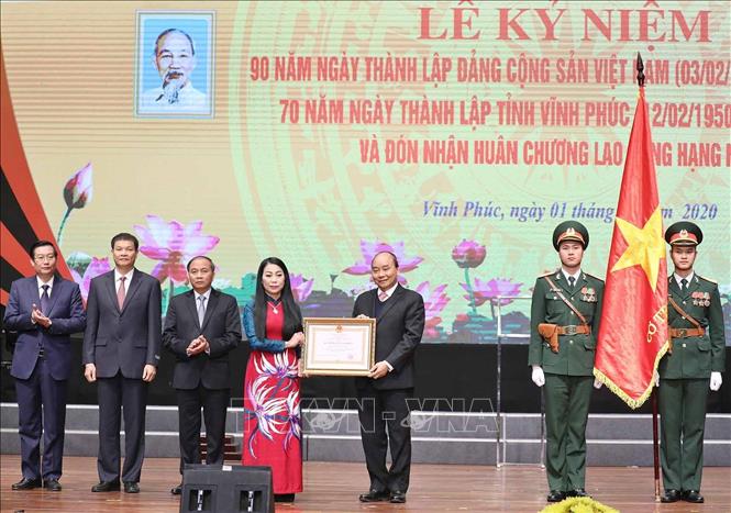 Thủ tướng dự Lễ kỷ niệm 70 năm thành lập tỉnh Vĩnh Phúc