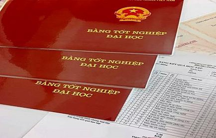 Từ 1 3, Bằng tốt nghiệp đại học không ghi chính quy , tại chức