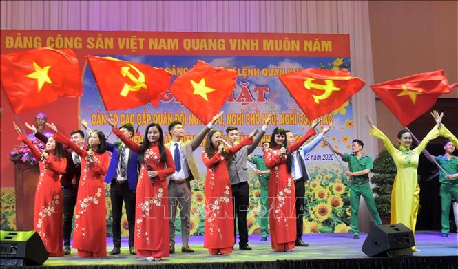 Gặp mặt cán bộ cao cấp Quân đội nghỉ hưu trên địa bàn Quân khu 7