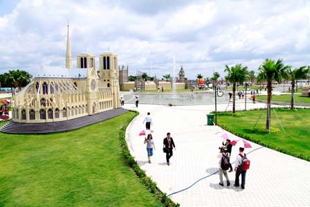 Bất động sản vệ tinh “nóng” ngay sau Tết