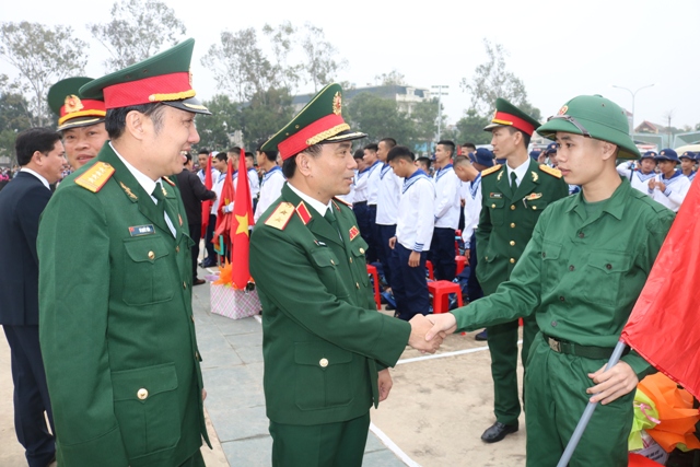 Thanh Hóa Trên 3 500 thanh niên lên đường nhập ngũ