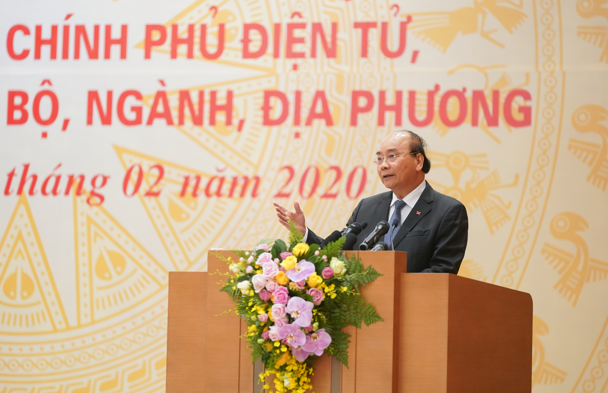 Phải hoàn thiện các yếu tố nền tảng của Chính phủ điện tử