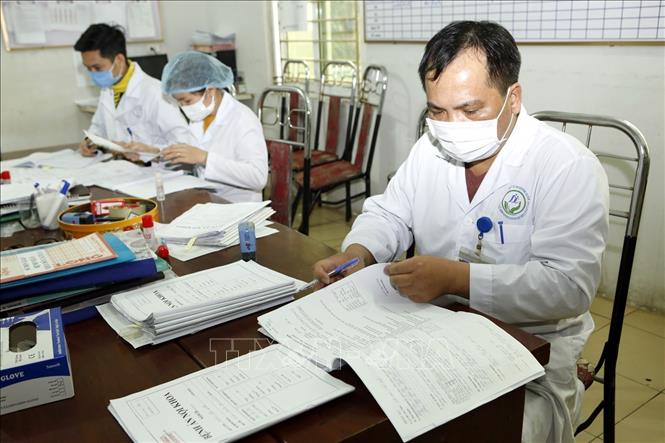 Bộ Y tế cử Tổ công tác hỗ trợ Vĩnh Phúc chống dịch COVID- 19
