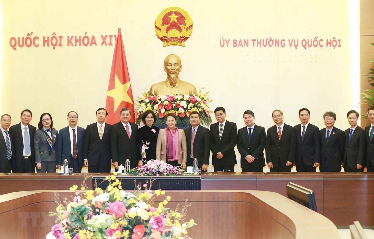 Chủ tịch Quốc hội tiếp Đại sứ, Trưởng đại diện Việt Nam ở nước ngoài