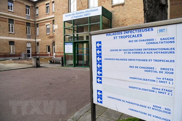 Xác nhận ca tử vong đầu tiên do dịch COVID-19 tại châu Âu