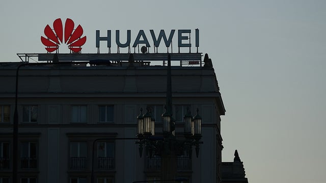 Mỹ cảnh báo ngừng chia sẻ thông tin tình báo với các nước làm ăn cùng Huawei