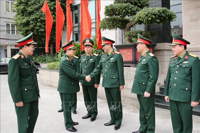 Bộ trưởng Bộ Quốc phòng thăm, làm việc với Cục Quân y