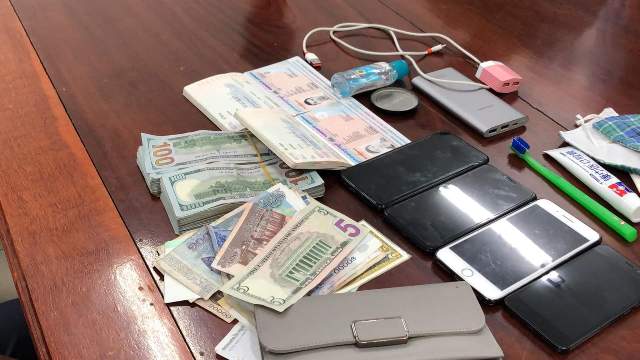 An Giang Bắt vụ vận chuyển trái phép 20 000 USD qua biên giới
