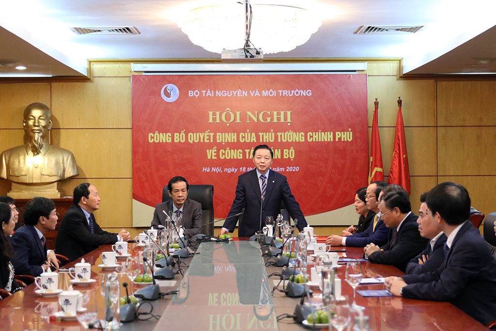 Bộ Tài nguyên và Môi trường công bố quyết định về công tác cán bộ
