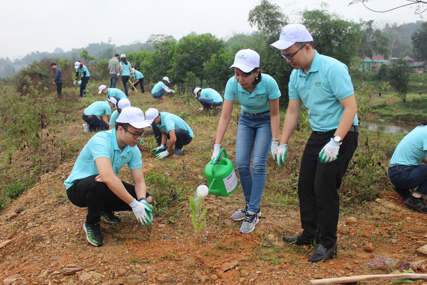 Agribank và phong trào “Một triệu cây xanh - Thêm cây, thêm sự sống