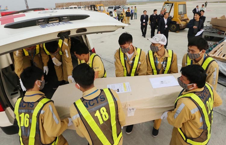 Hà Tĩnh khởi tố 7 bị can về tội tổ chức, môi giới người khác trốn đi nước ngoài trái phép