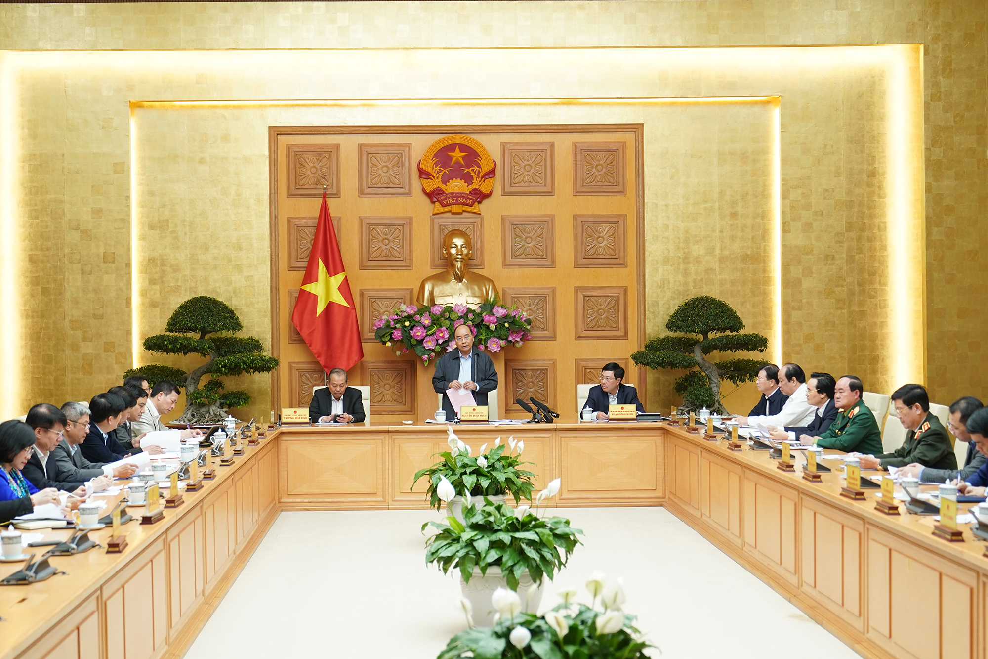 Không run sợ, không quá lo lắng nhưng không chủ quan phòng chống dịch