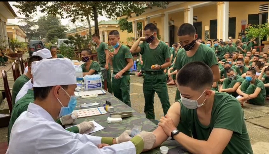 Quân khu 4 hoàn thành khám phúc tra sức khỏe cho tân binh