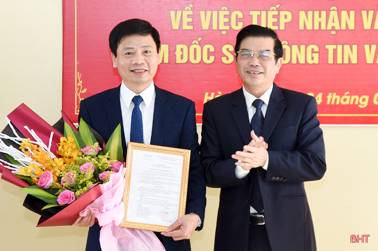 Ninh Bình, Hà Tĩnh trao quyết định Giám đốc Sở