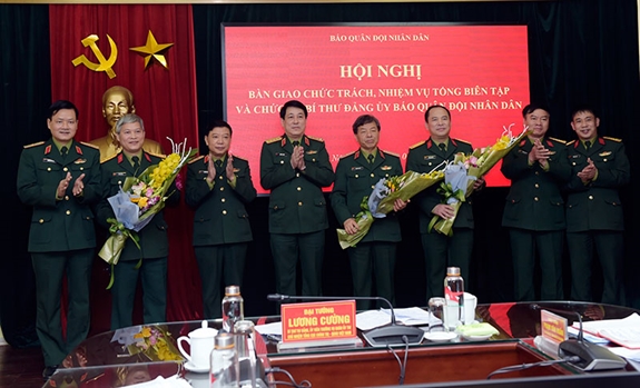 Đại tá Đoàn Xuân Bộ phụ trách Tổng Biên tập Báo Quân đội nhân dân