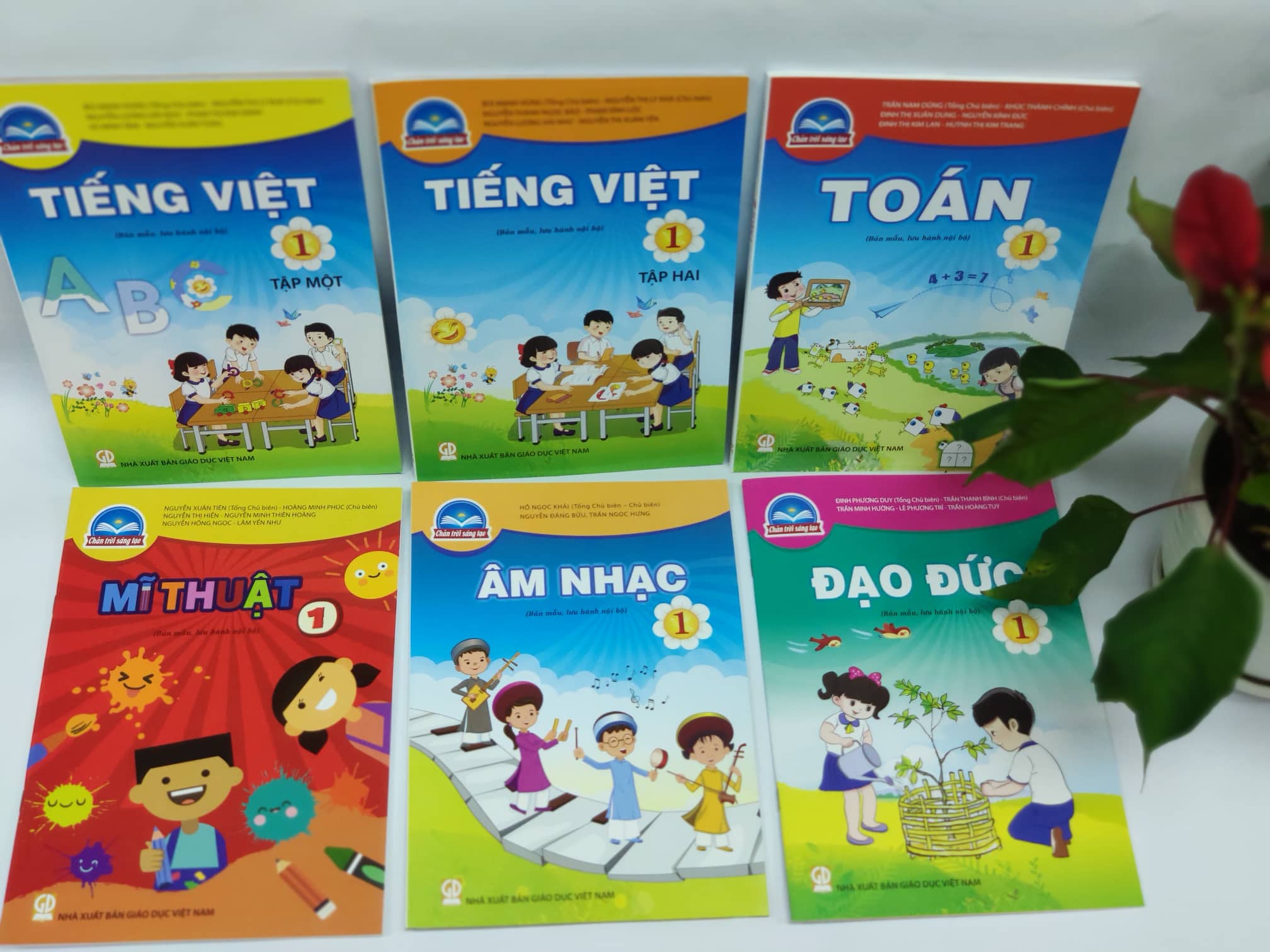 Ra mắt phiên bản điện tử sách giáo khoa lớp 1 mới