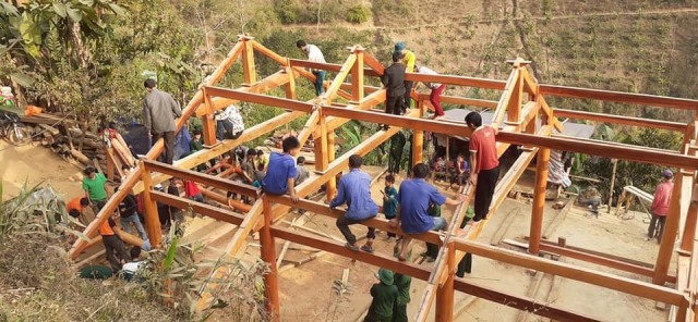 Mái ấm tình quân dân