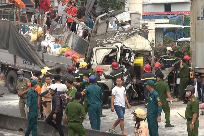 Kiểm tra chủ xe tải gây tai nạn giao thông đặc biệt nghiêm trọng