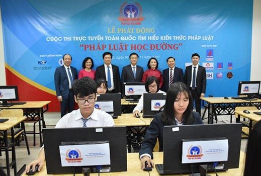 Chung kết Cuộc thi trực tuyến “Pháp luật học đường”