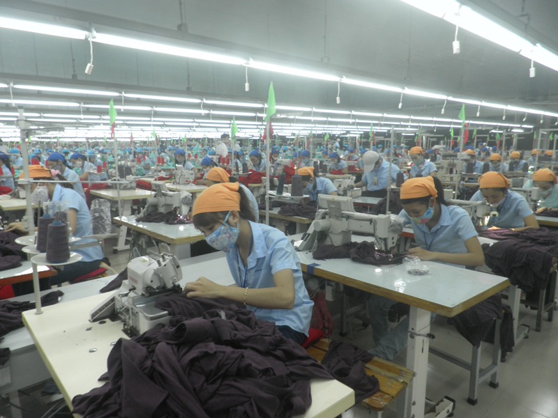 Vi phạm quy định về giao kết hợp đồng lao động phạt đến 25 triệu đồng