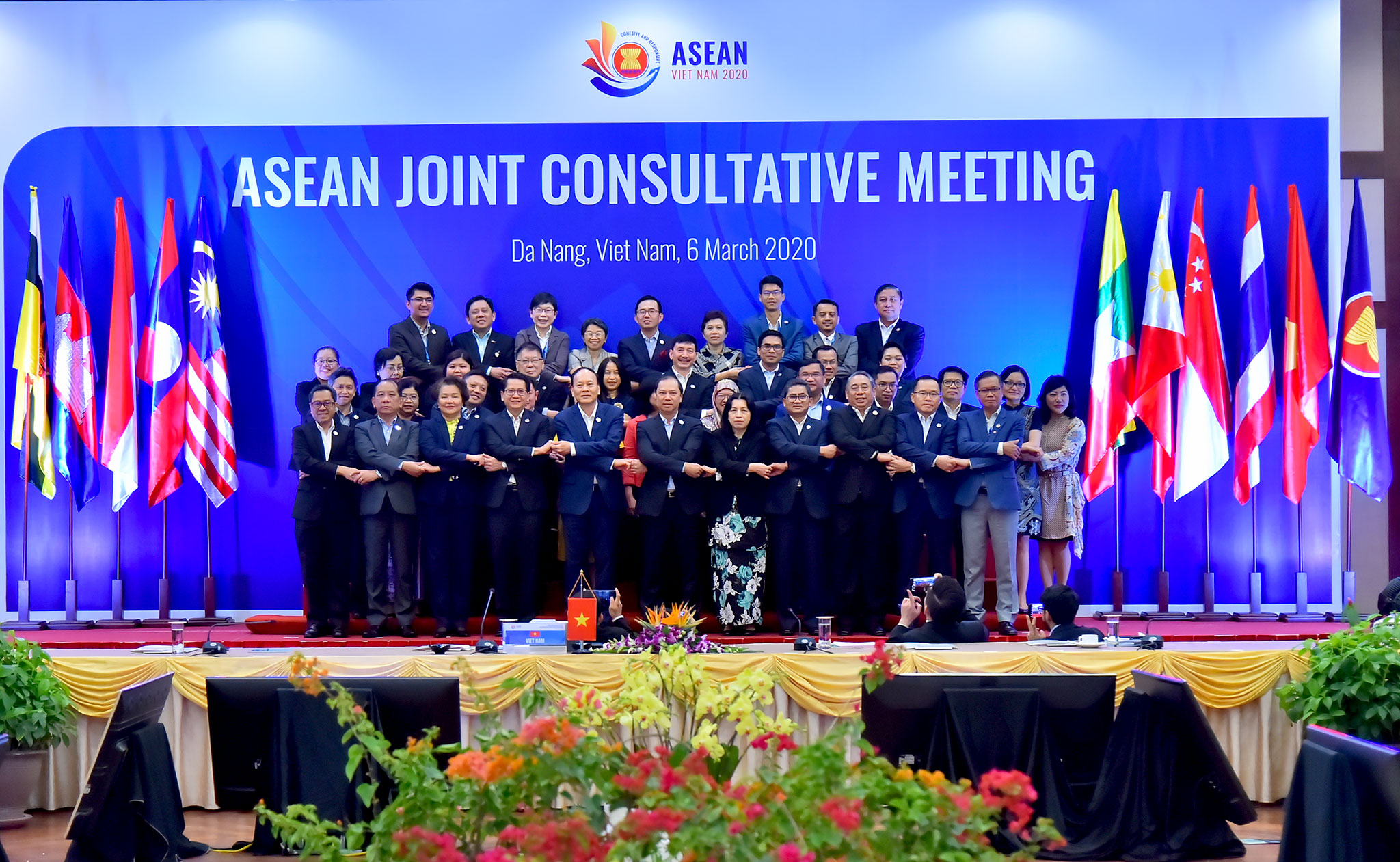 Hội nghị tham vấn chung ASEAN Ủng hộ các sáng kiến của Việt Nam