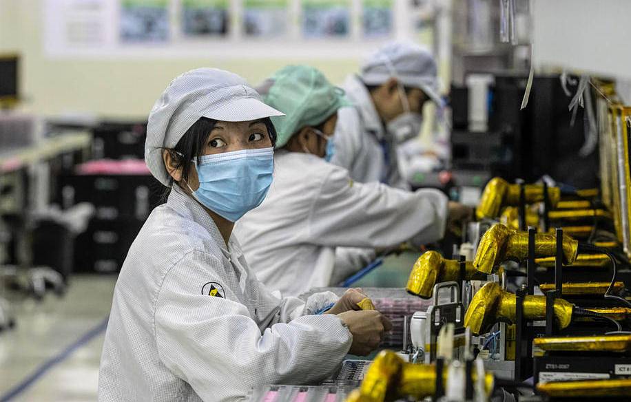WHO tiếp tục quan ngại về sự lây lan của COVID-19