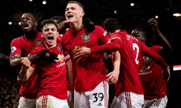 Hạ Man City, Man Utd rộng đường vào top 4