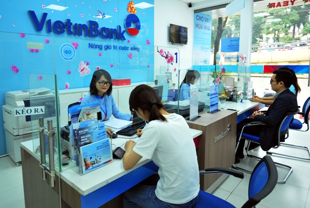 VietinBank giảm lãi suất, miễn nhiều loại phí, giãn nợ kịp thời cho hàng nghìn khách hàng