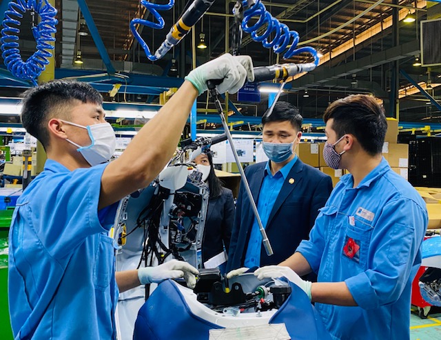 Yêu cầu các cấp công đoàn thực hiện đúng phương châm phòng, chống dịch