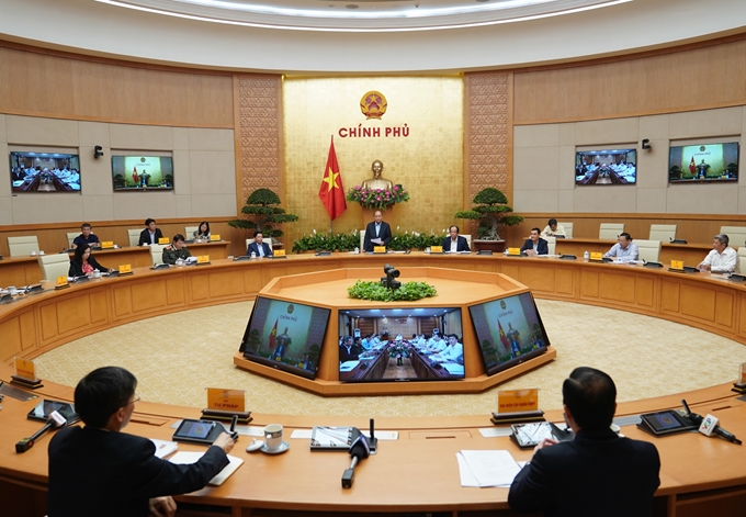 Những việc có lợi cho người dân, cho doanh nghiệp thì nên làm